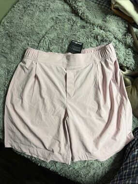 Eddie Bauer Pale Pink Women's Elastic-Waist Bermudas